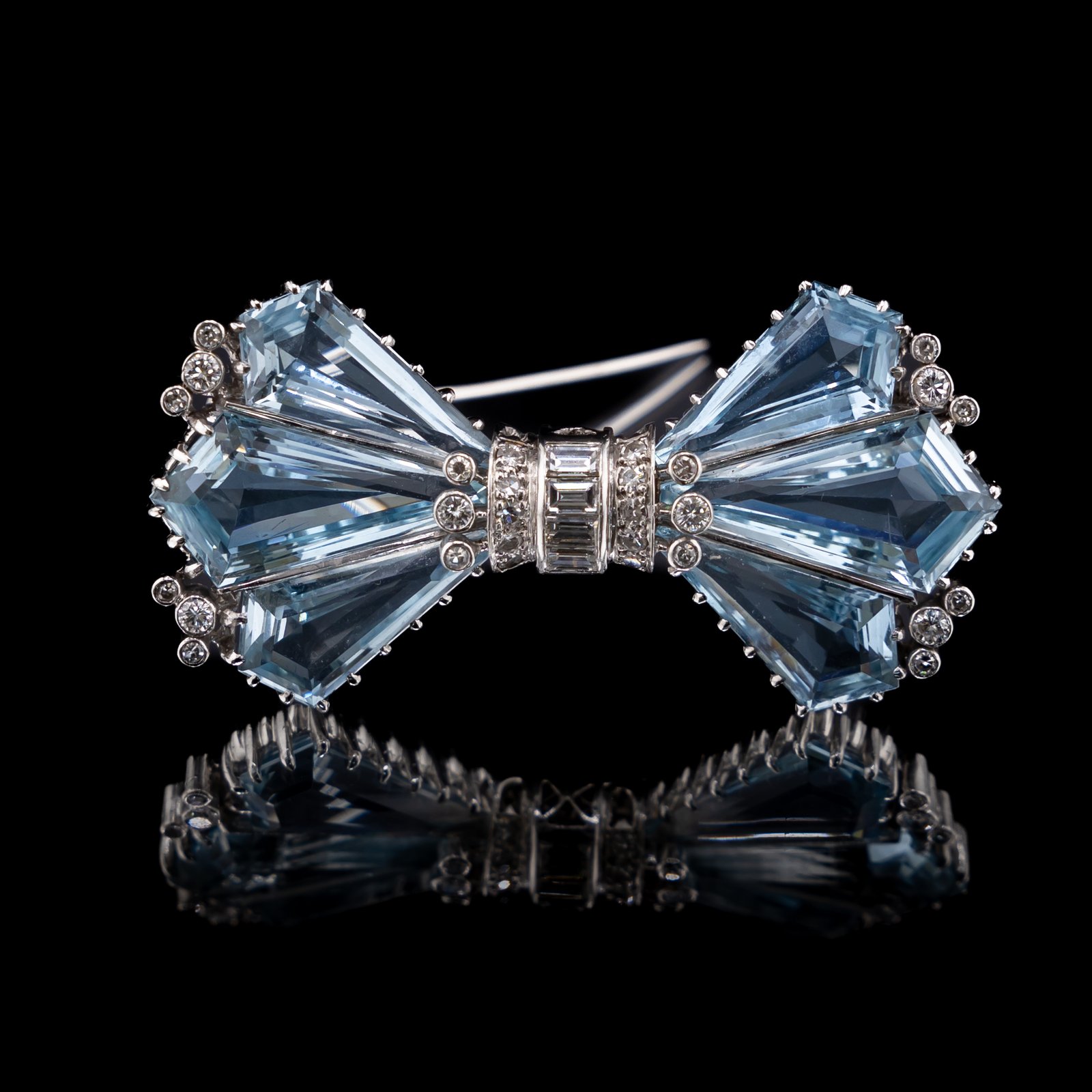 Art Deco Aquamarine Brooch – Platinum Bow Pin by Alabaster & Wilson